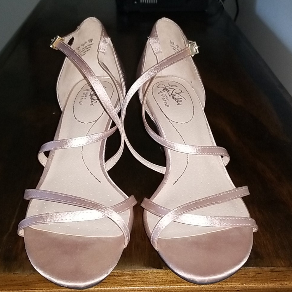 Dress shoes